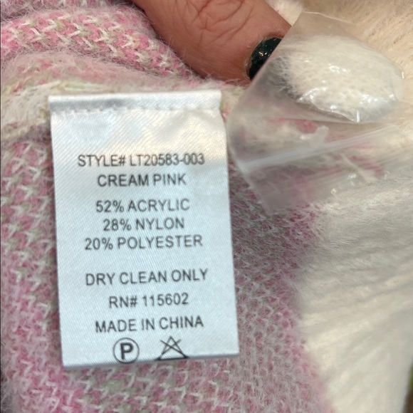 Lush Pink and Cream Floral Cardigan size large. NWT! - Picture 8 of 8